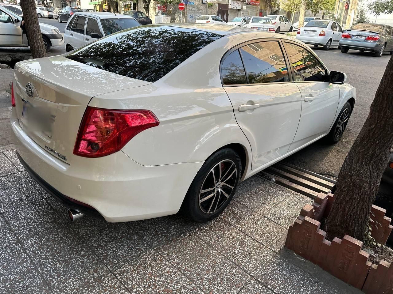 بسترن B50F اتوماتیک - 1394