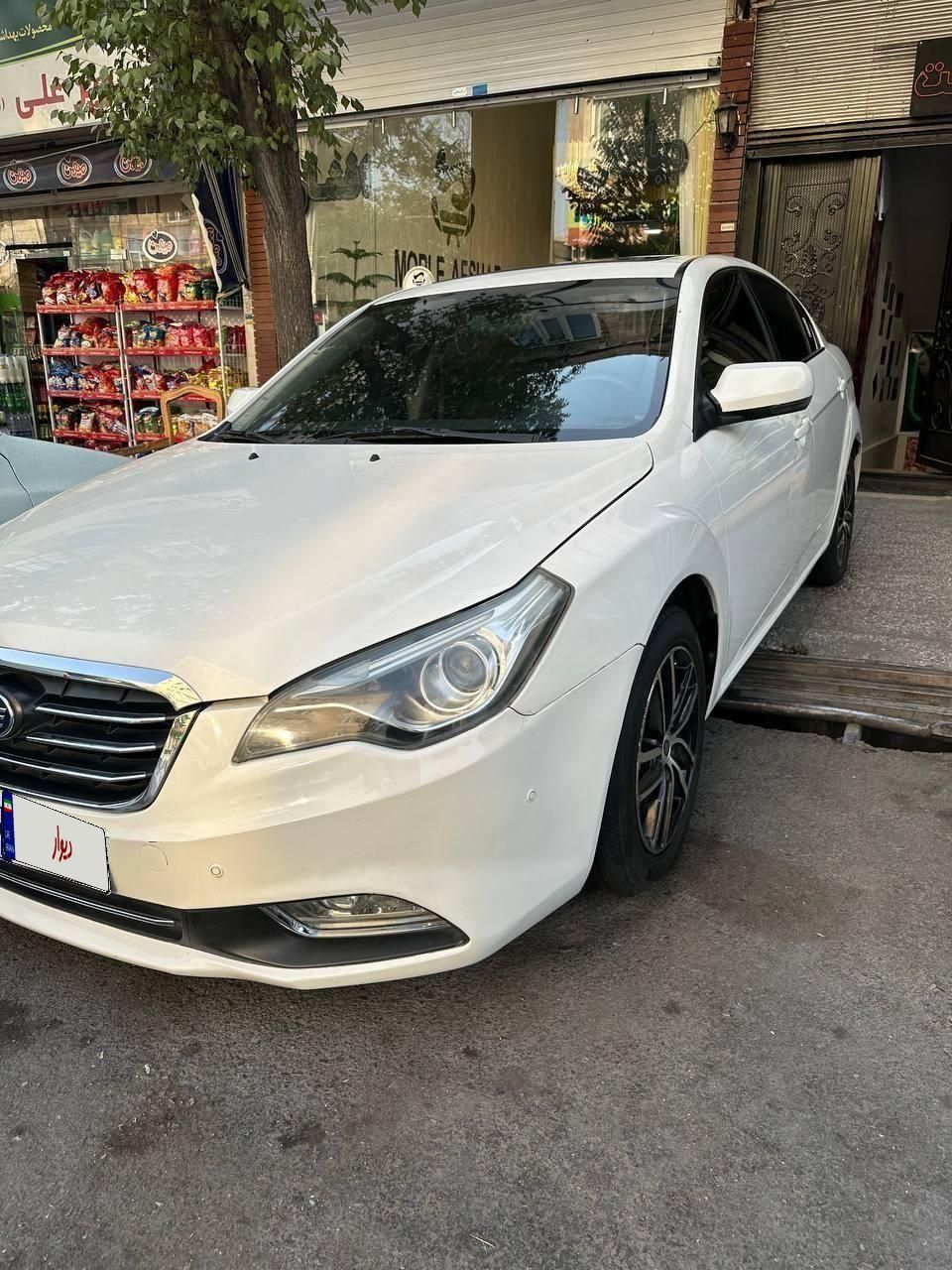 خودرو بسترن، B50F آگهی ann_19522682
