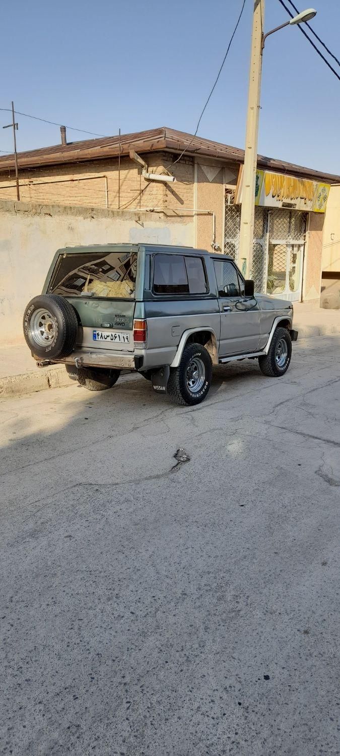 نیسان پاترول دو درب دنده‌ای - 1998