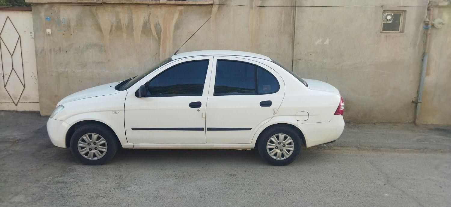 تیبا صندوق دار SX - 1400