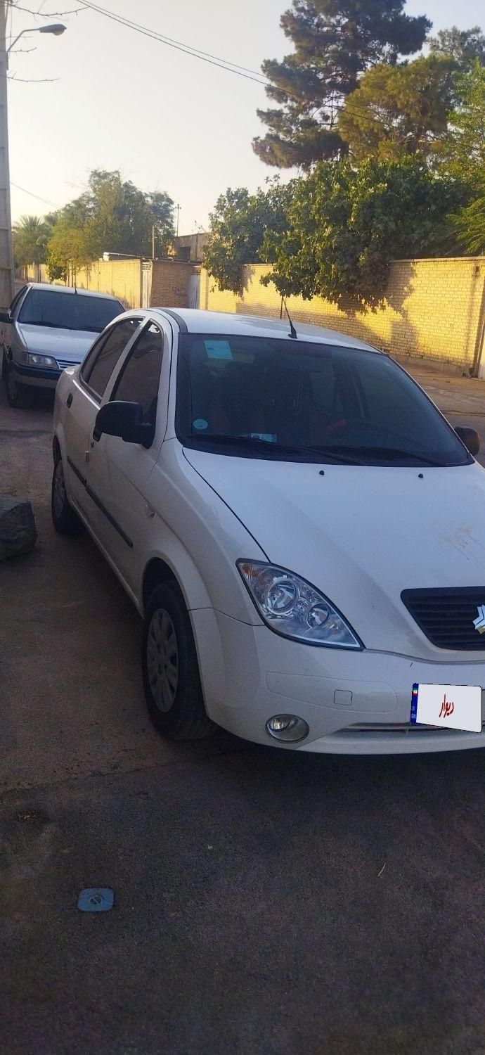 تیبا صندوق دار SX - 1400