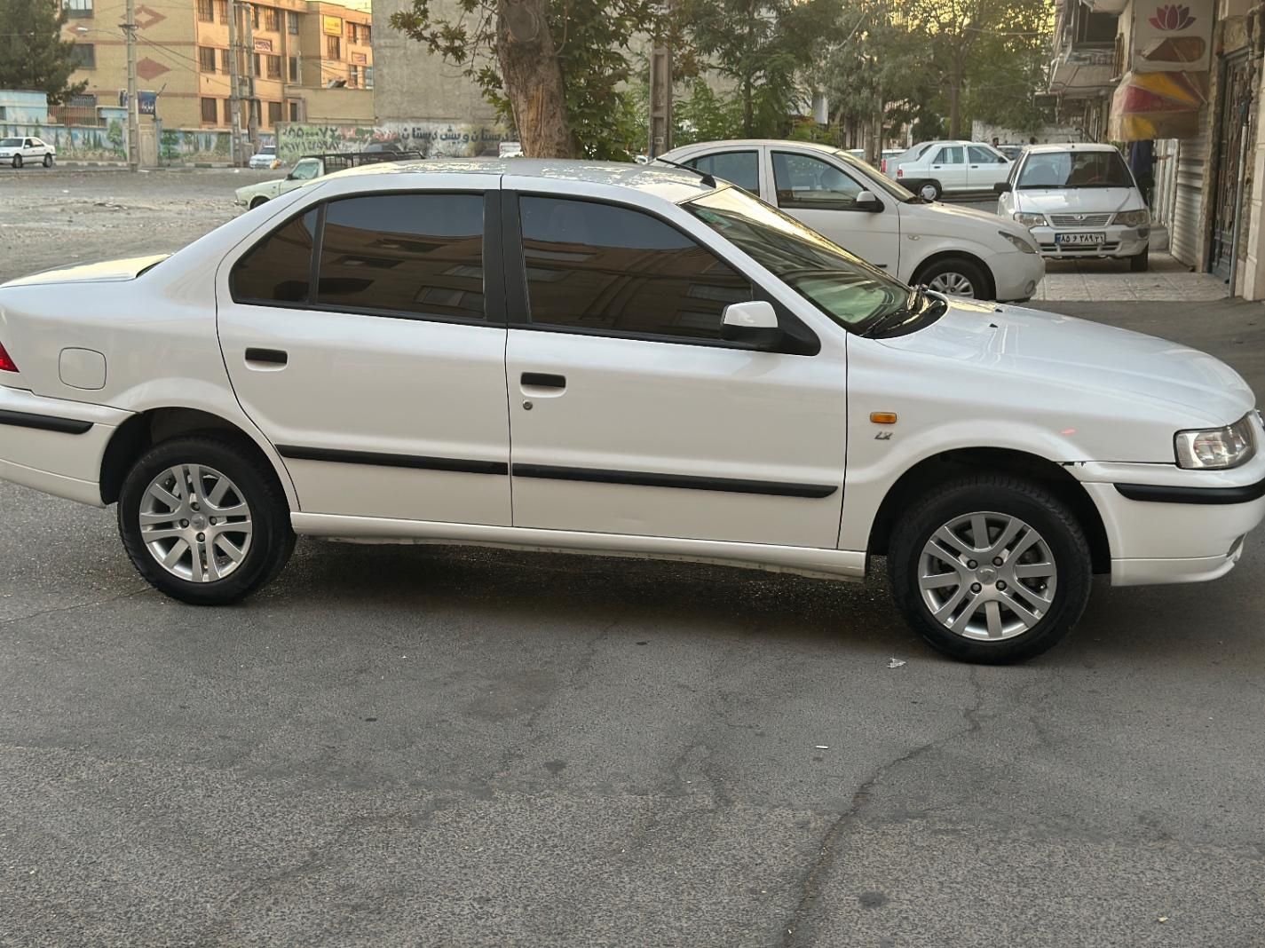 سمند LX XU7 - 1400