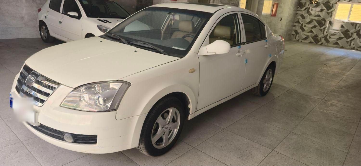 ام وی ام 530 دنده ای - 1395