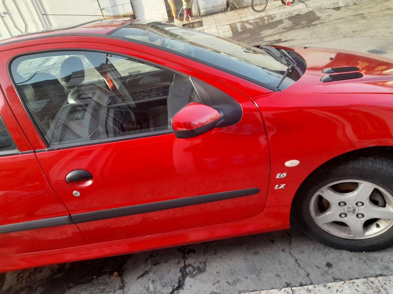 پژو ۲۰۶ صندوق دار v8 - 1390