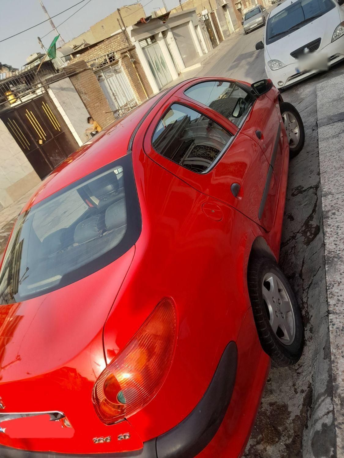 پژو ۲۰۶ صندوق دار v8 - 1390