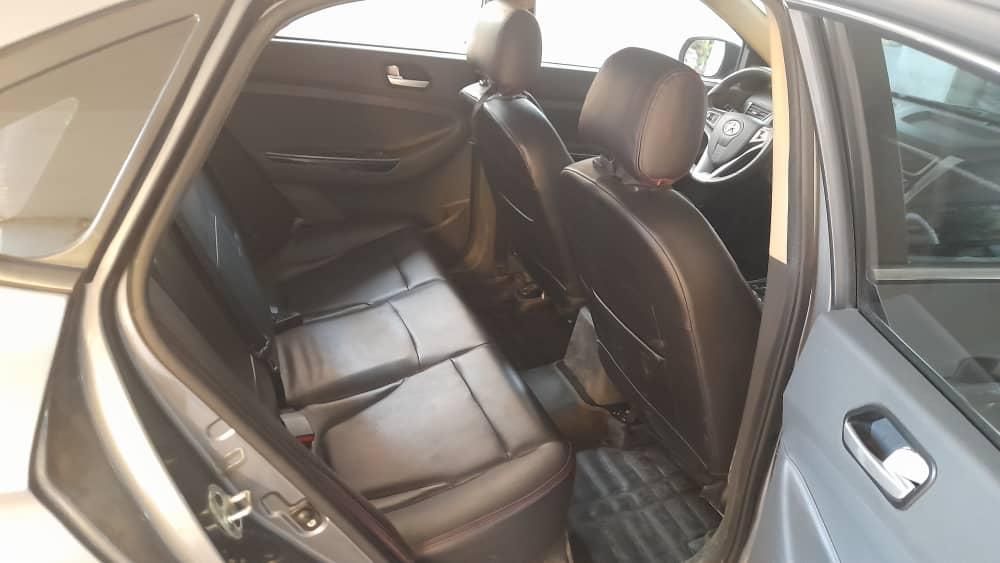 جک J4 اتوماتیک ساده - 1401
