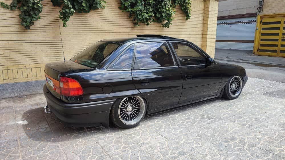 خودرو اپل، آسترا آگهی ann_19524085