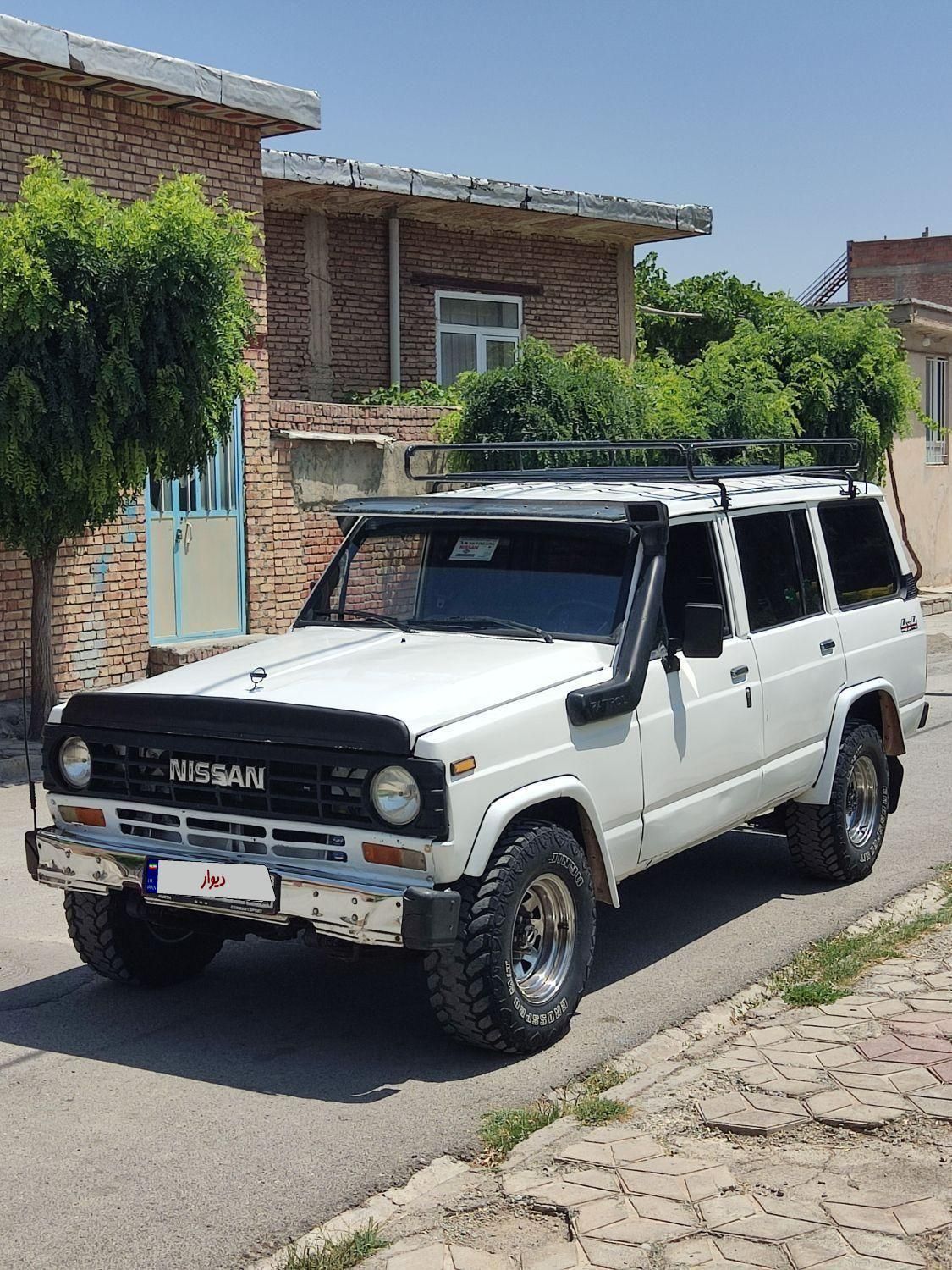 نیسان پاترول چهار درب 6 سیلندر - 1376