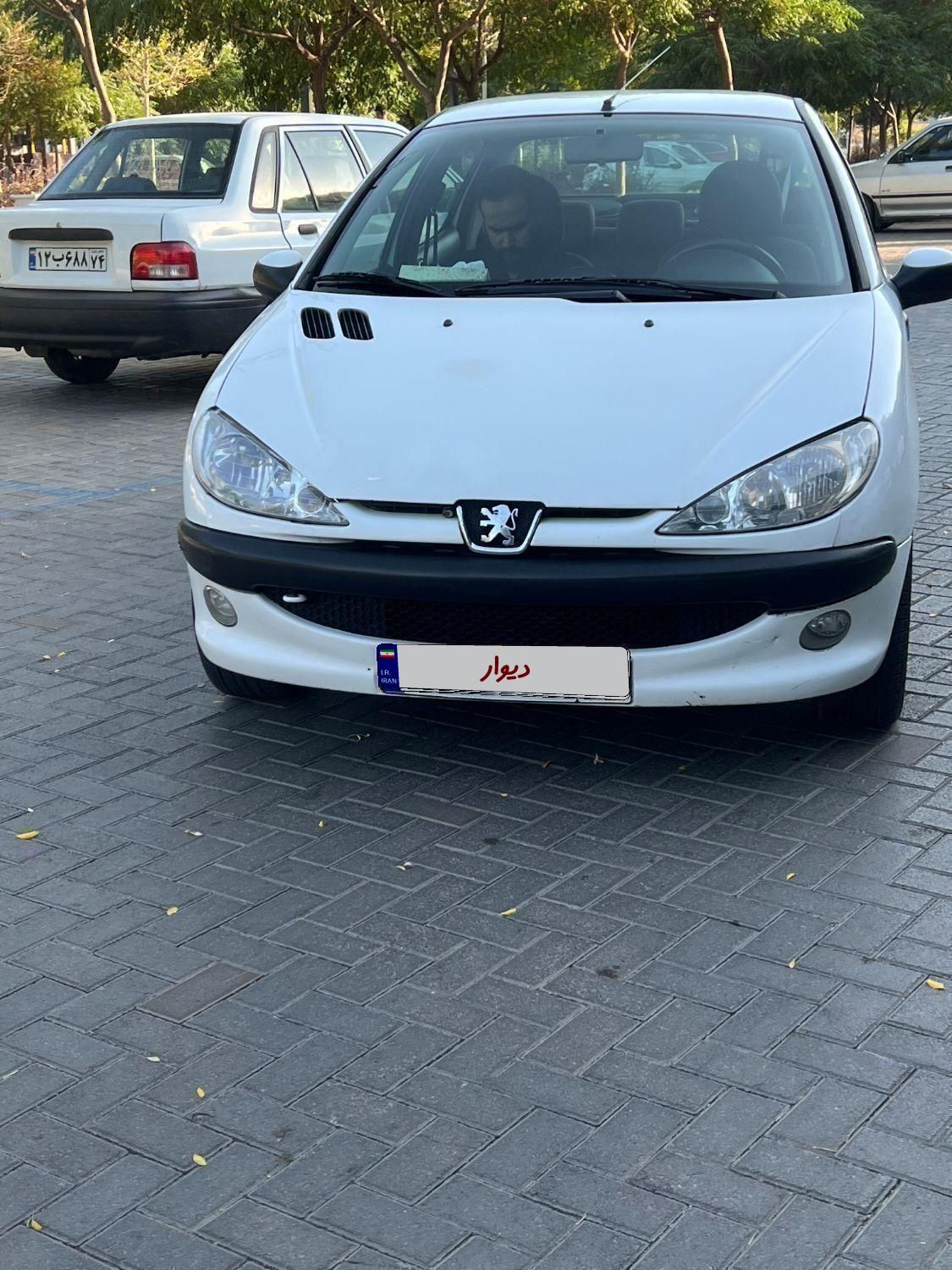 پژو ۲۰۶ صندوق دار v8 - 1395