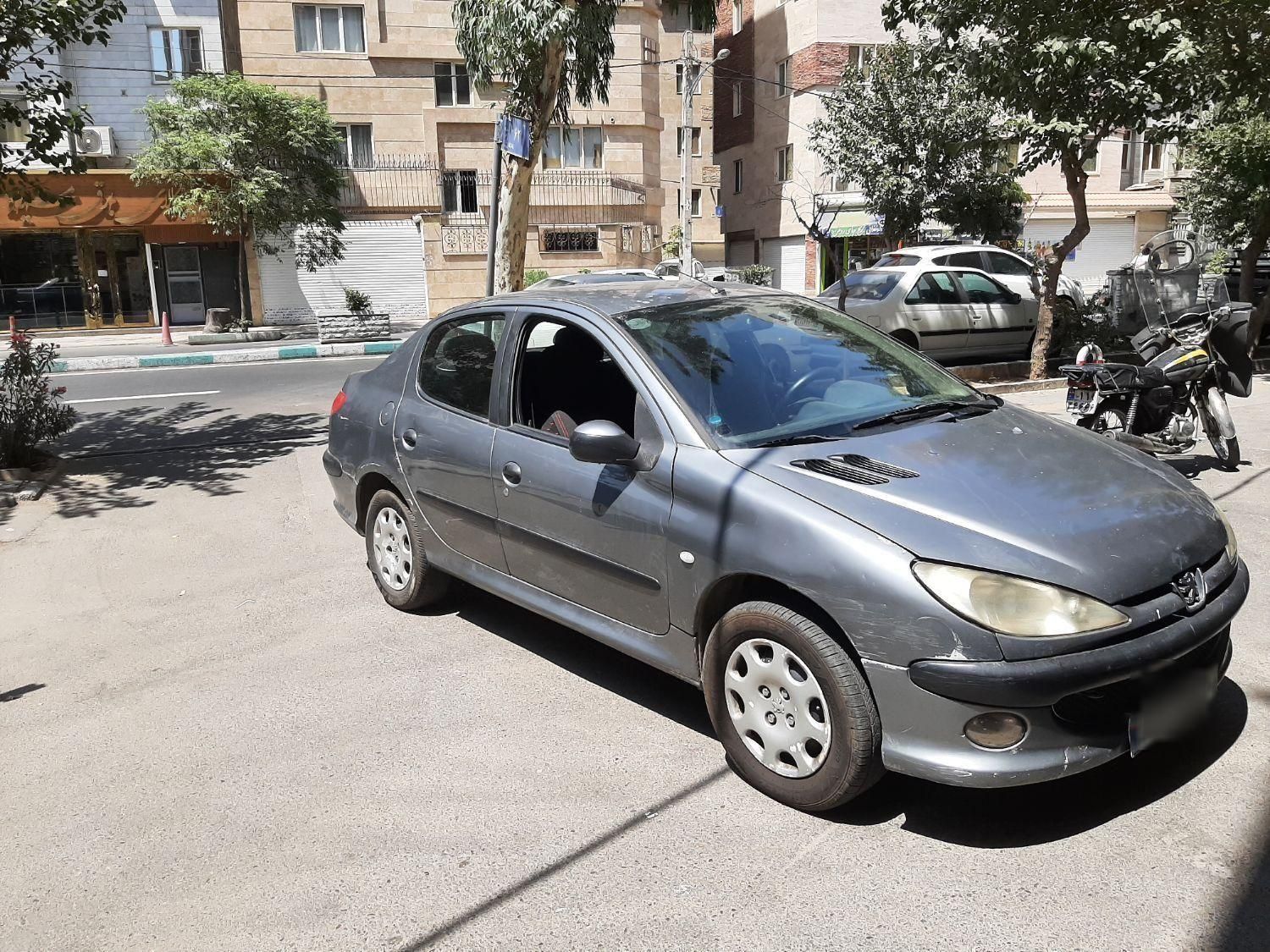 پژو ۲۰۶ صندوق دار v8 - 1386