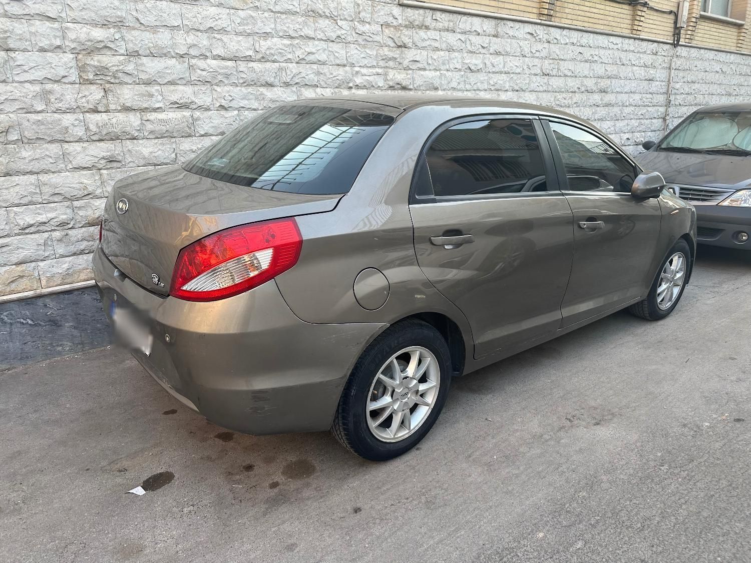 ام وی ام 315 صندوقدار ساده دنده ای - 1393