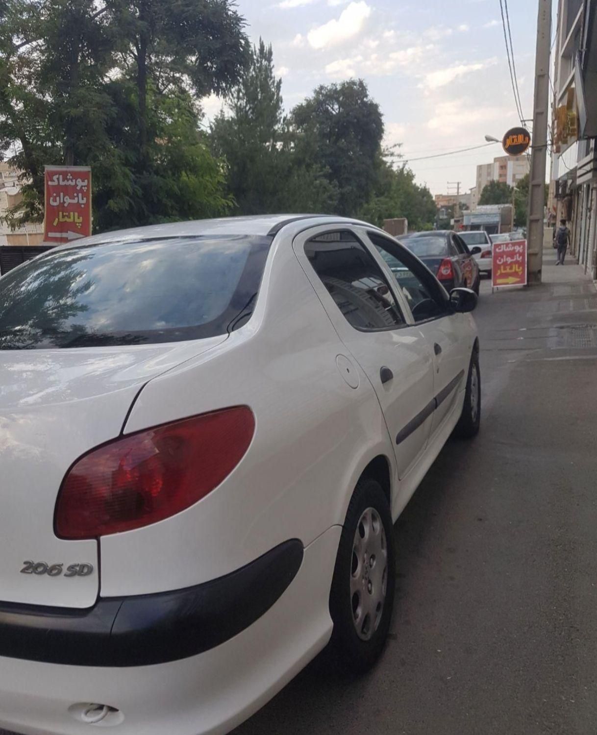 پژو ۲۰۶ صندوق دار v8 - 1393