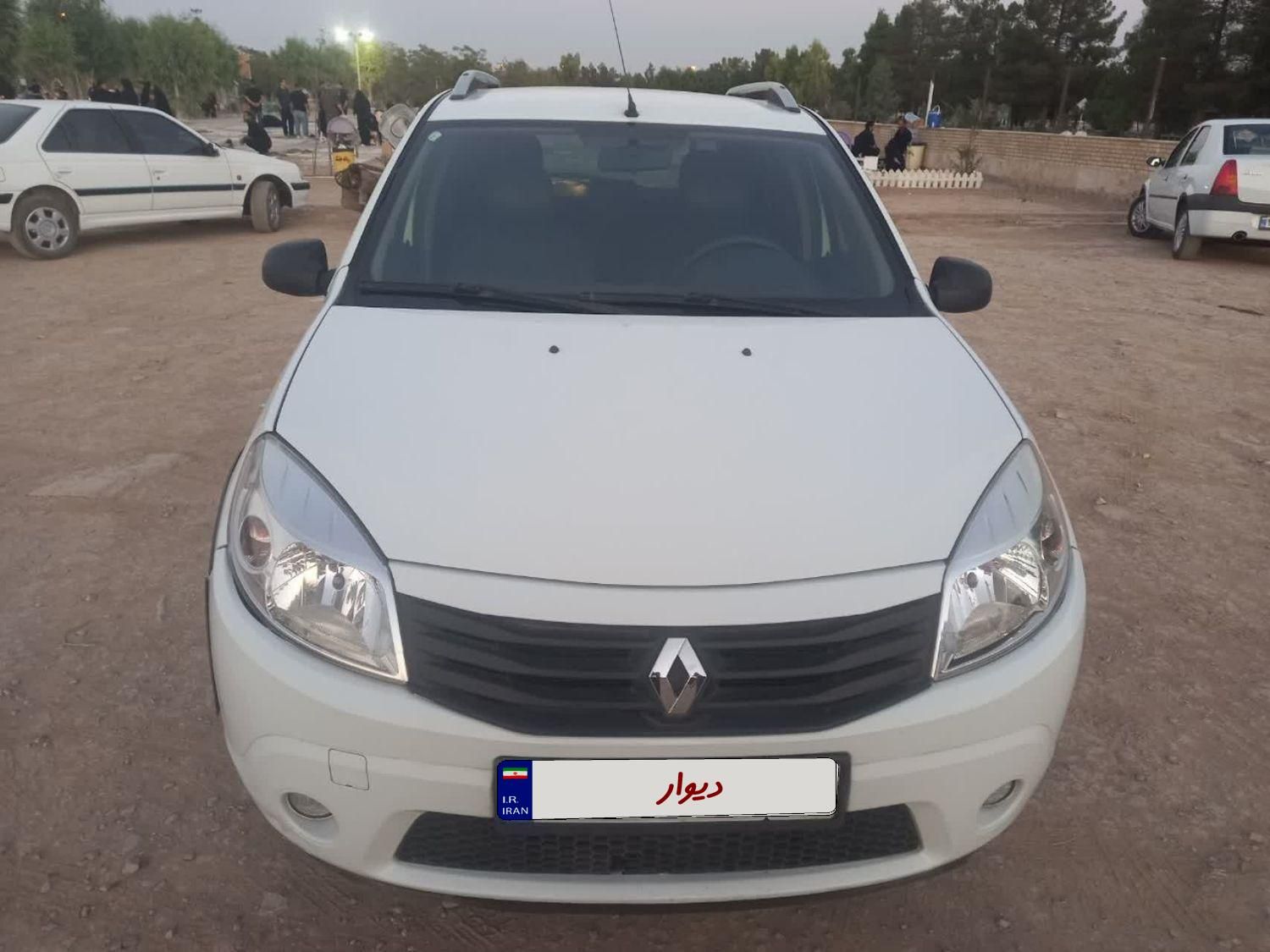 خودرو رنو، ساندرو آگهی ann_19524239