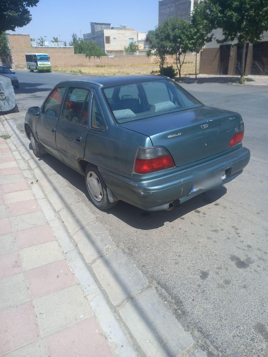 دوو سیلو سدان - 1379