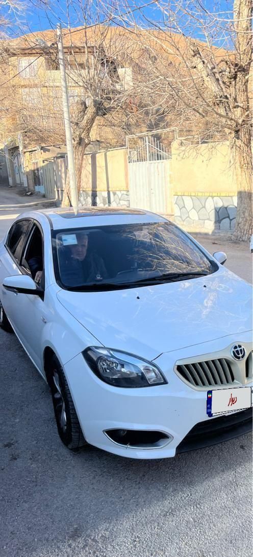 برلیانس H320 دنده‌ای 1500 - 1396