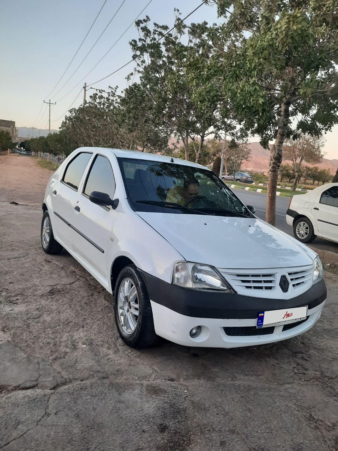 رنو تندر 90 E2 - 1397