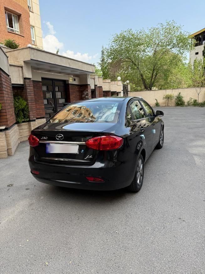 جک J4 اتوماتیک ساده - 1404