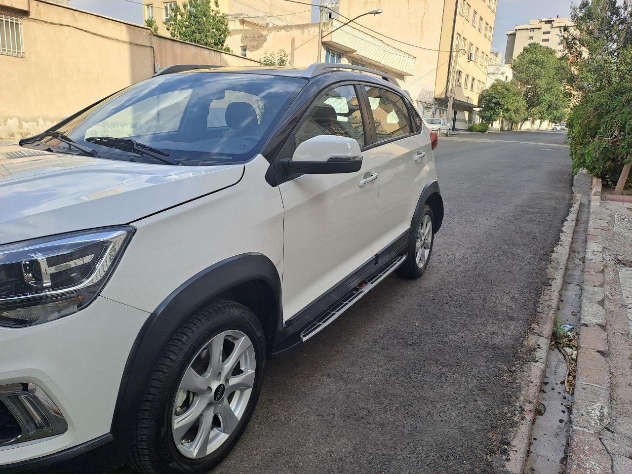 ام وی ام X22 دنده‌ای لاکچری - 1399