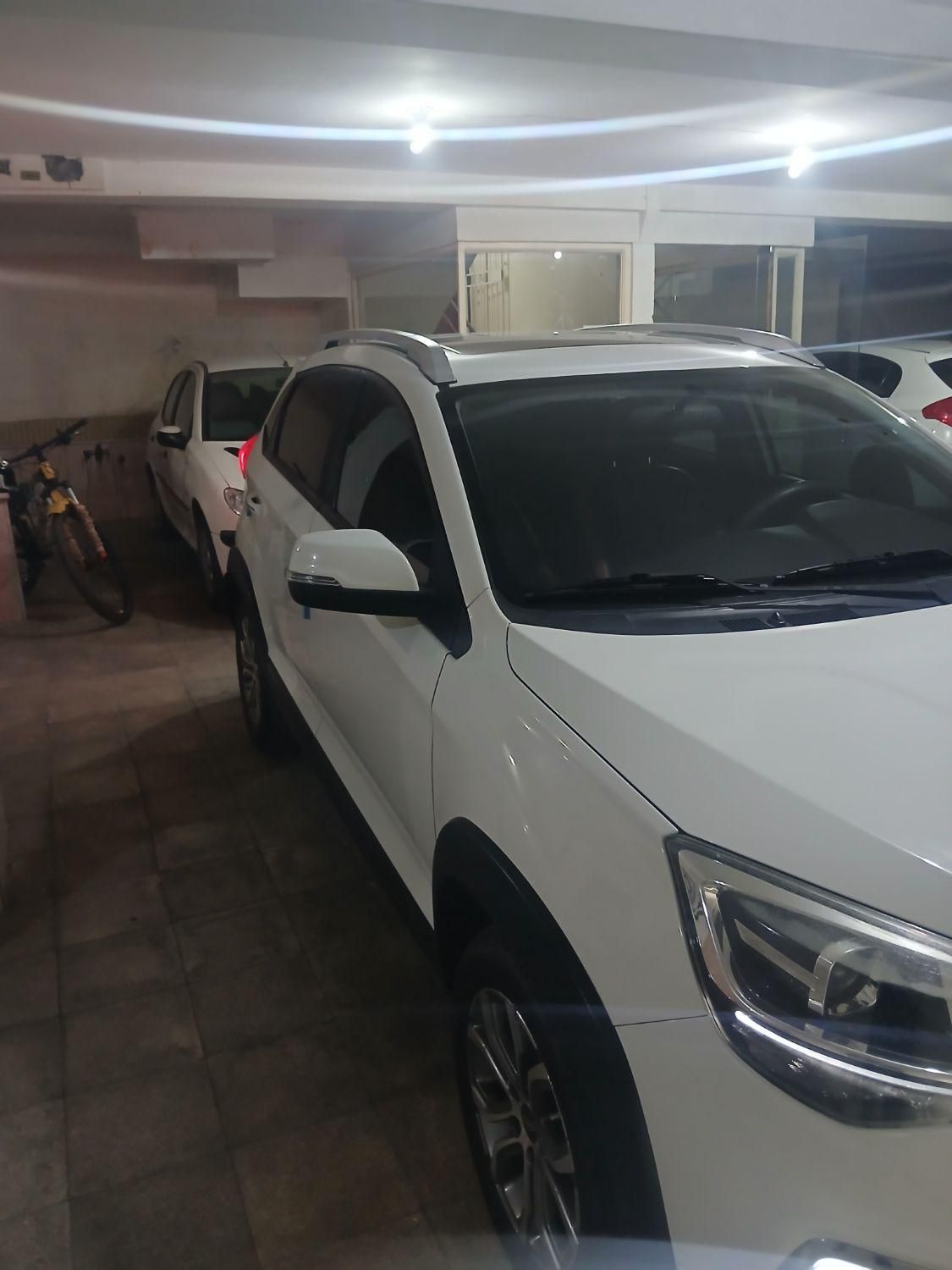 خودرو ام وی ام، X22 آگهی ann_19524832