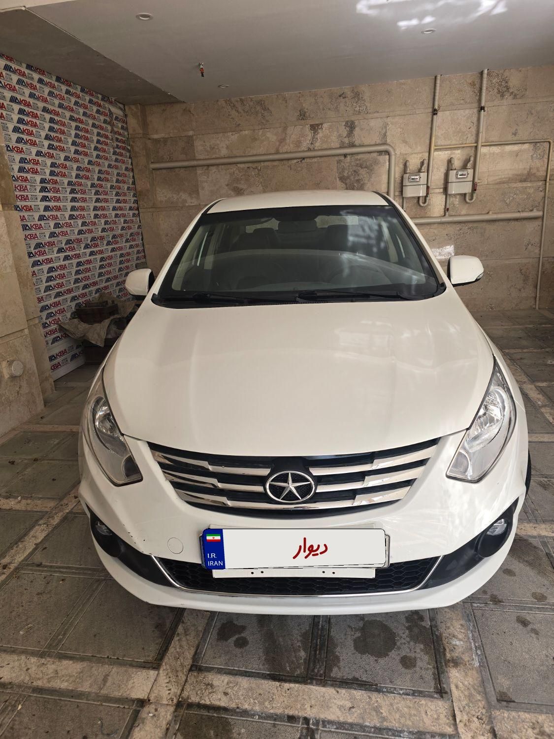 جک J4 اتوماتیک ساده - 1402