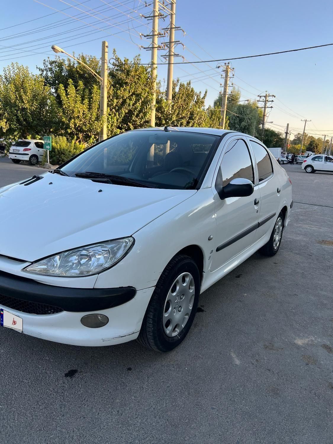 پژو ۲۰۶ صندوق دار v8 - 1393