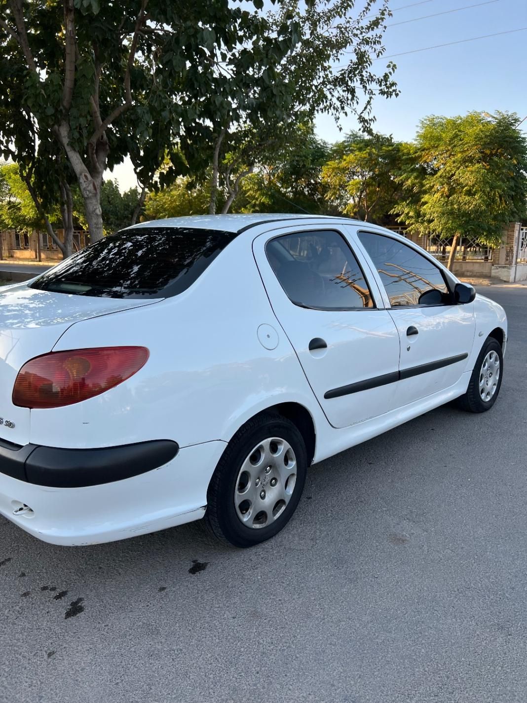 پژو ۲۰۶ صندوق دار v8 - 1393