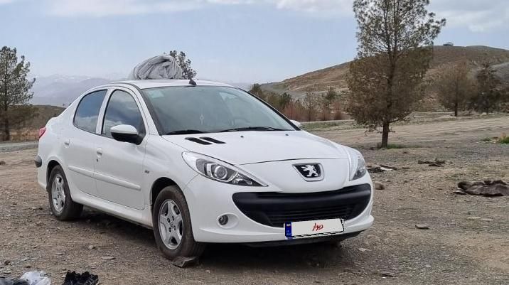 پژو ۲۰۶ صندوق دار v8 - 1398