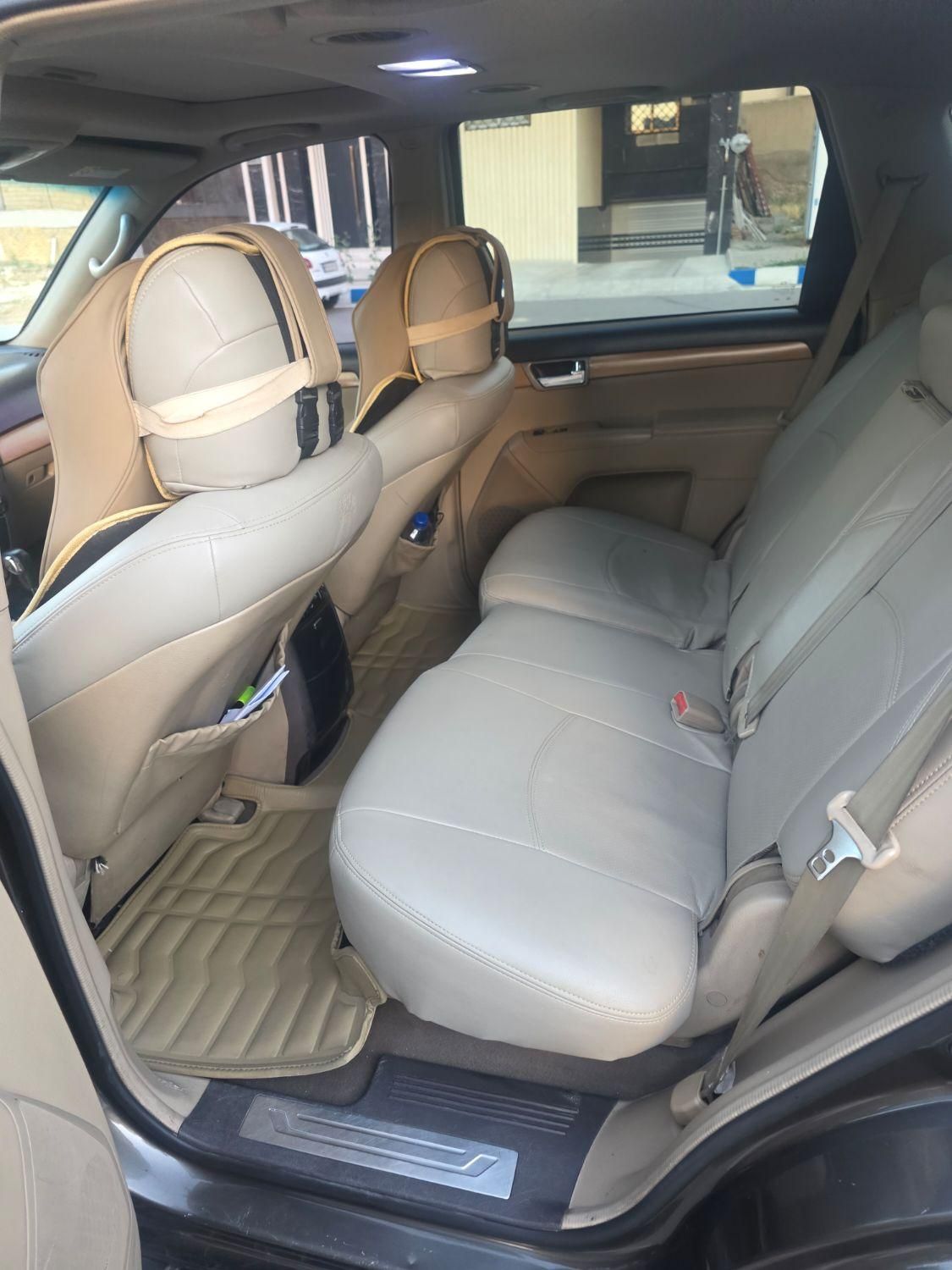 کیا موهاوی فول v8 - 2010