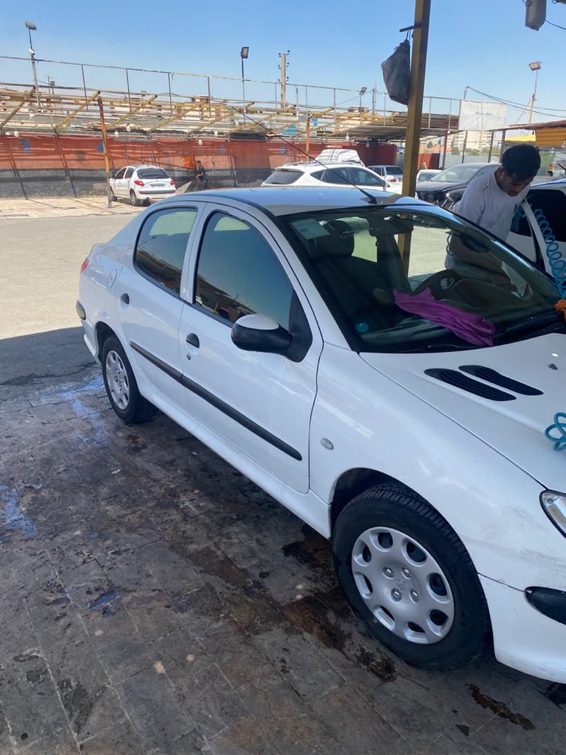 پژو ۲۰۶ صندوق دار v8 - 1396