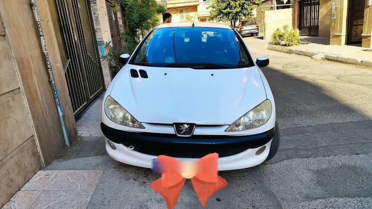 پژو ۲۰۶ صندوق دار v8 - 1397