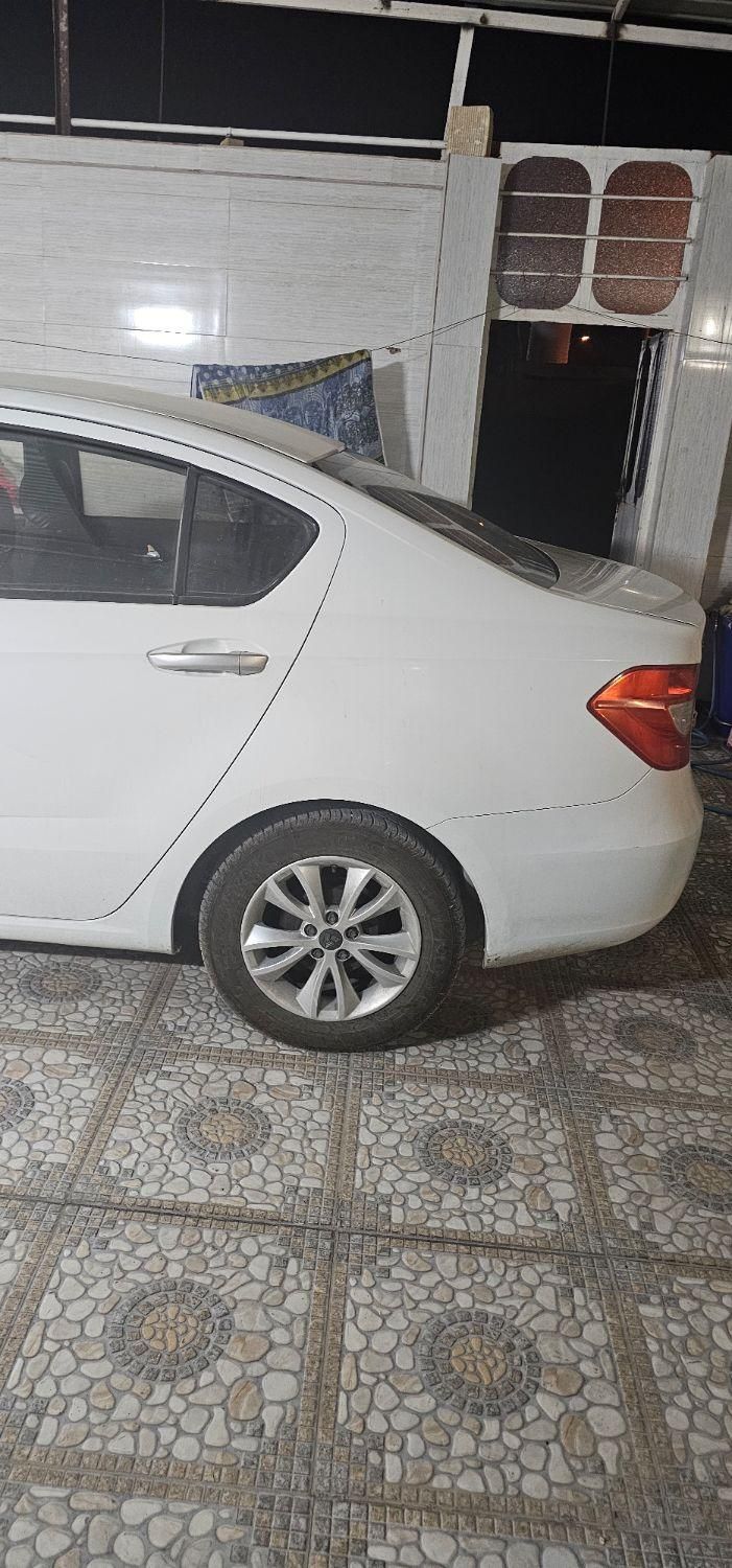 خودرو برلیانس، H230 آگهی ann_19525541