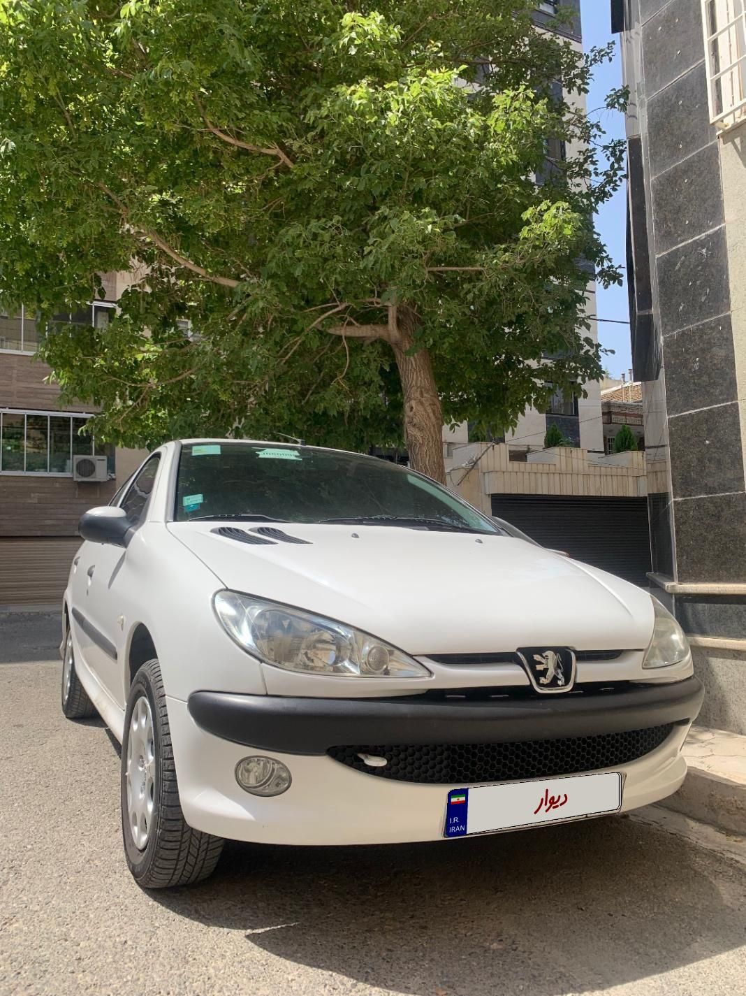 پژو ۲۰۶ صندوق دار v8 - 1399