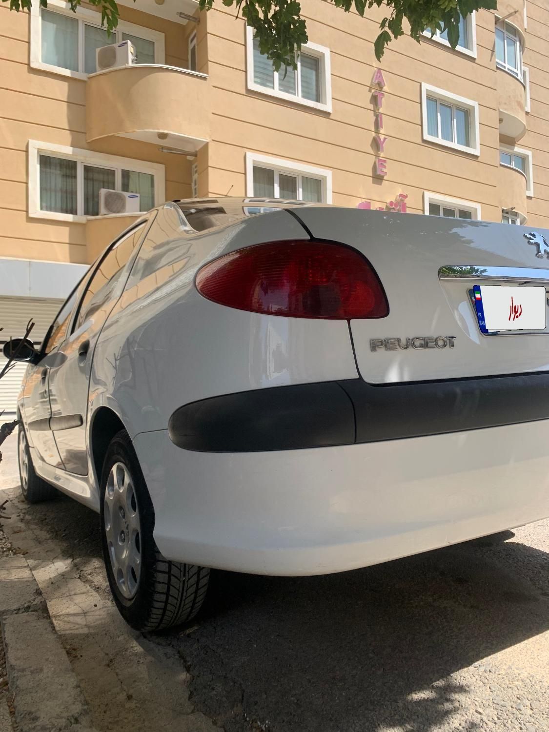 پژو ۲۰۶ صندوق دار v8 - 1399