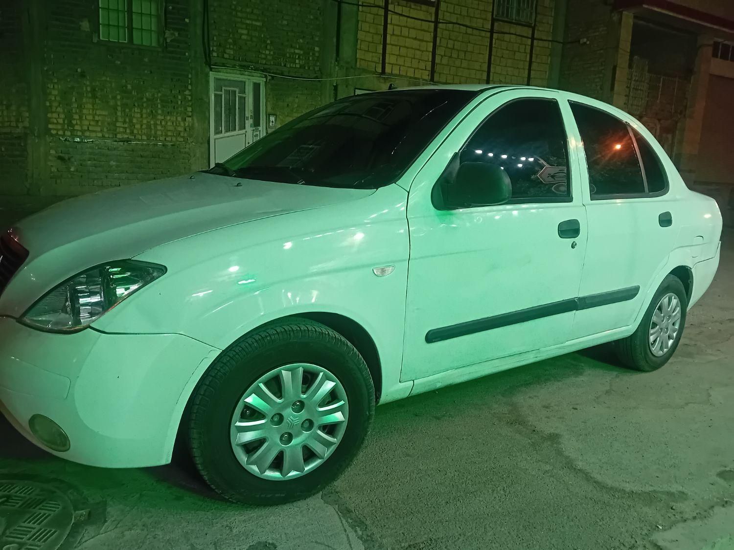 تیبا صندوق دار LX - 1391
