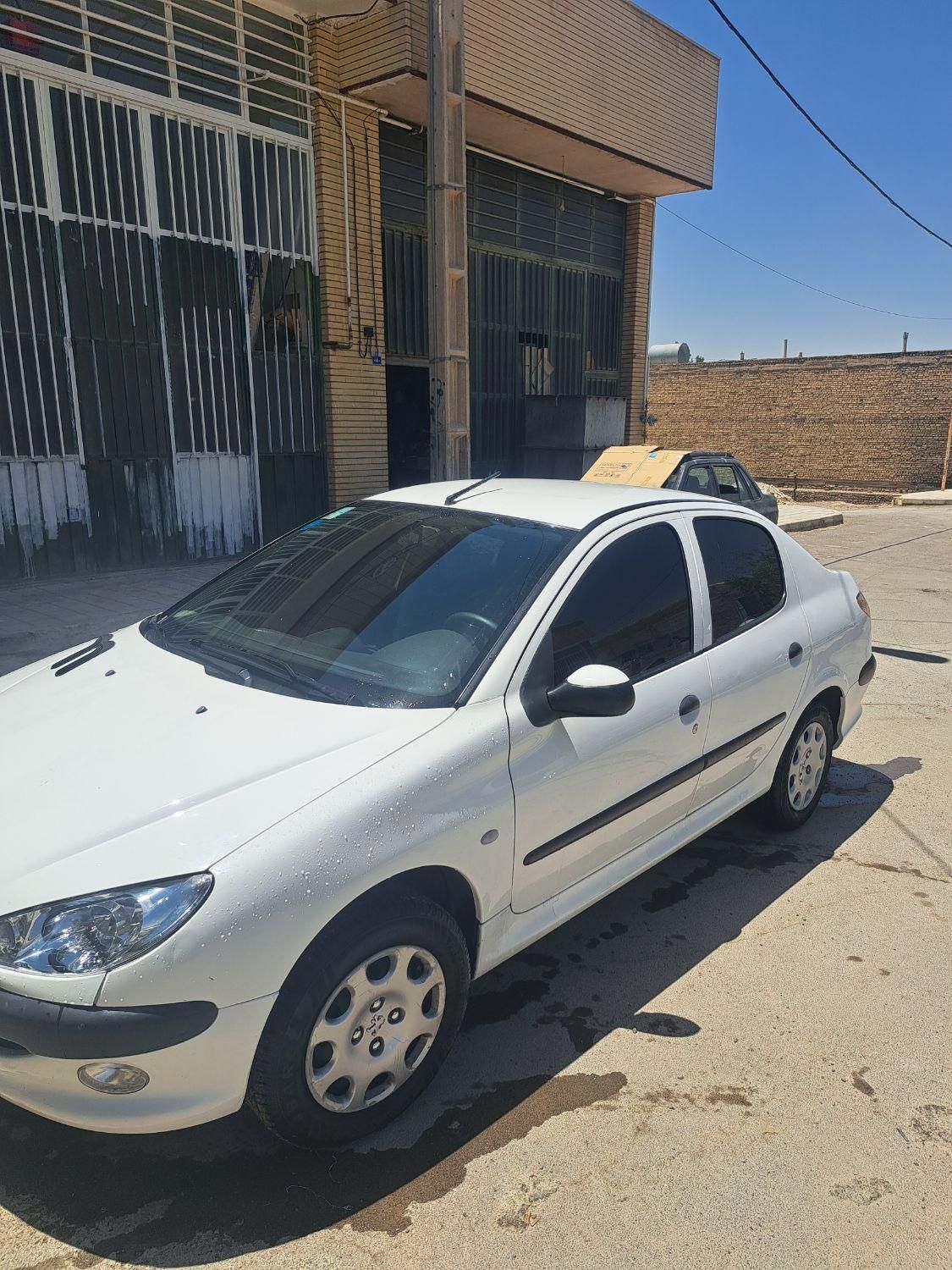 پژو ۲۰۶ صندوق دار v20 - 1391