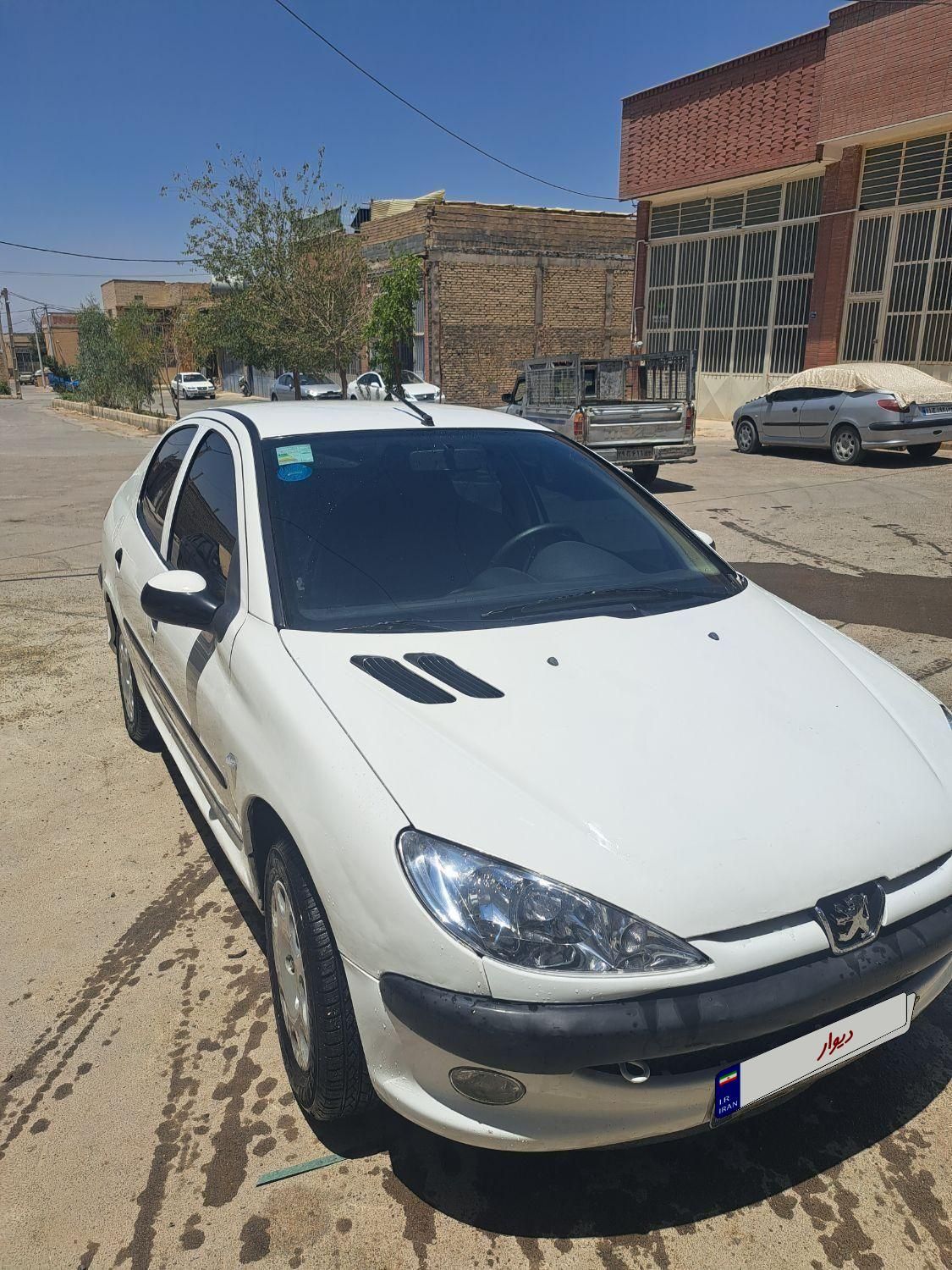 پژو ۲۰۶ صندوق دار v20 - 1391