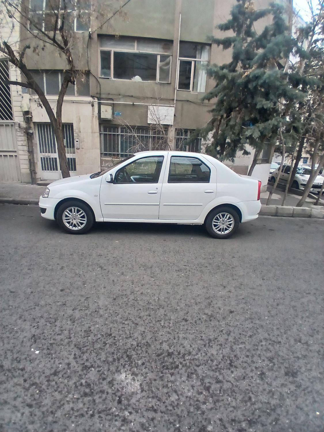 رنو تندر 90 پلاس اتوماتیک - 1397