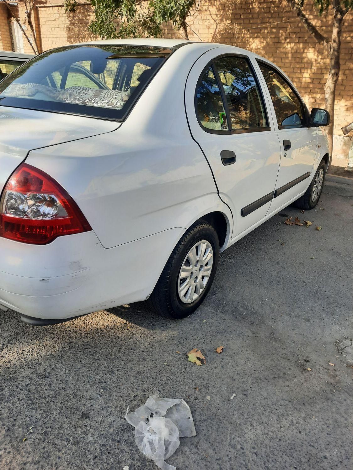 تیبا صندوق دار SX - 1392