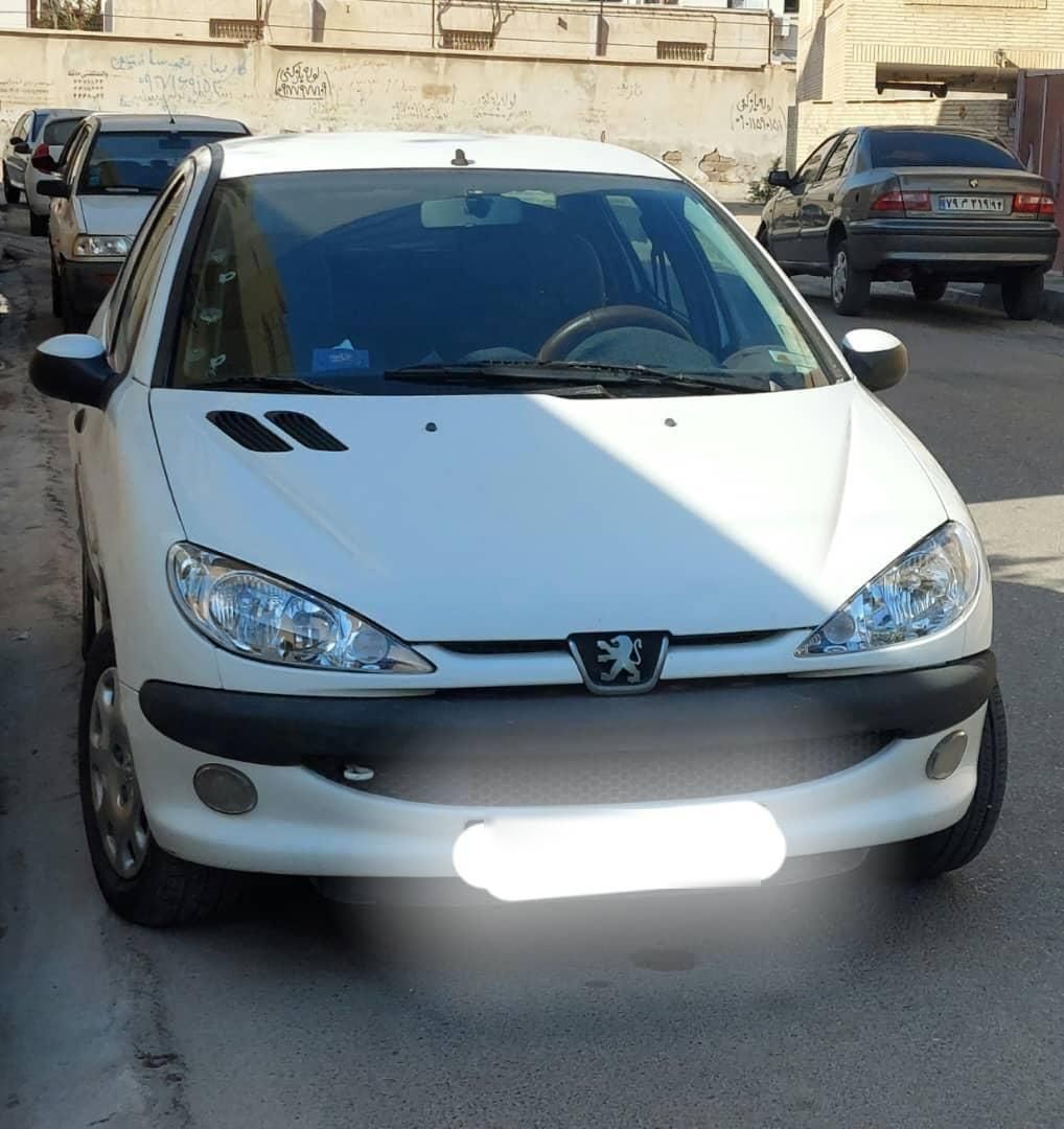 پژو ۲۰۶ صندوق دار v8 - 1395