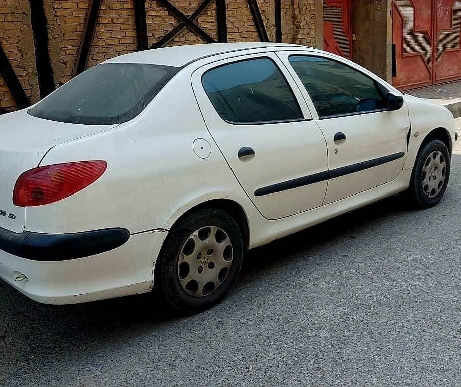 پژو ۲۰۶ صندوق دار v8 - 1395