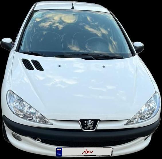 پژو ۲۰۶ صندوق دار v8 - 1394