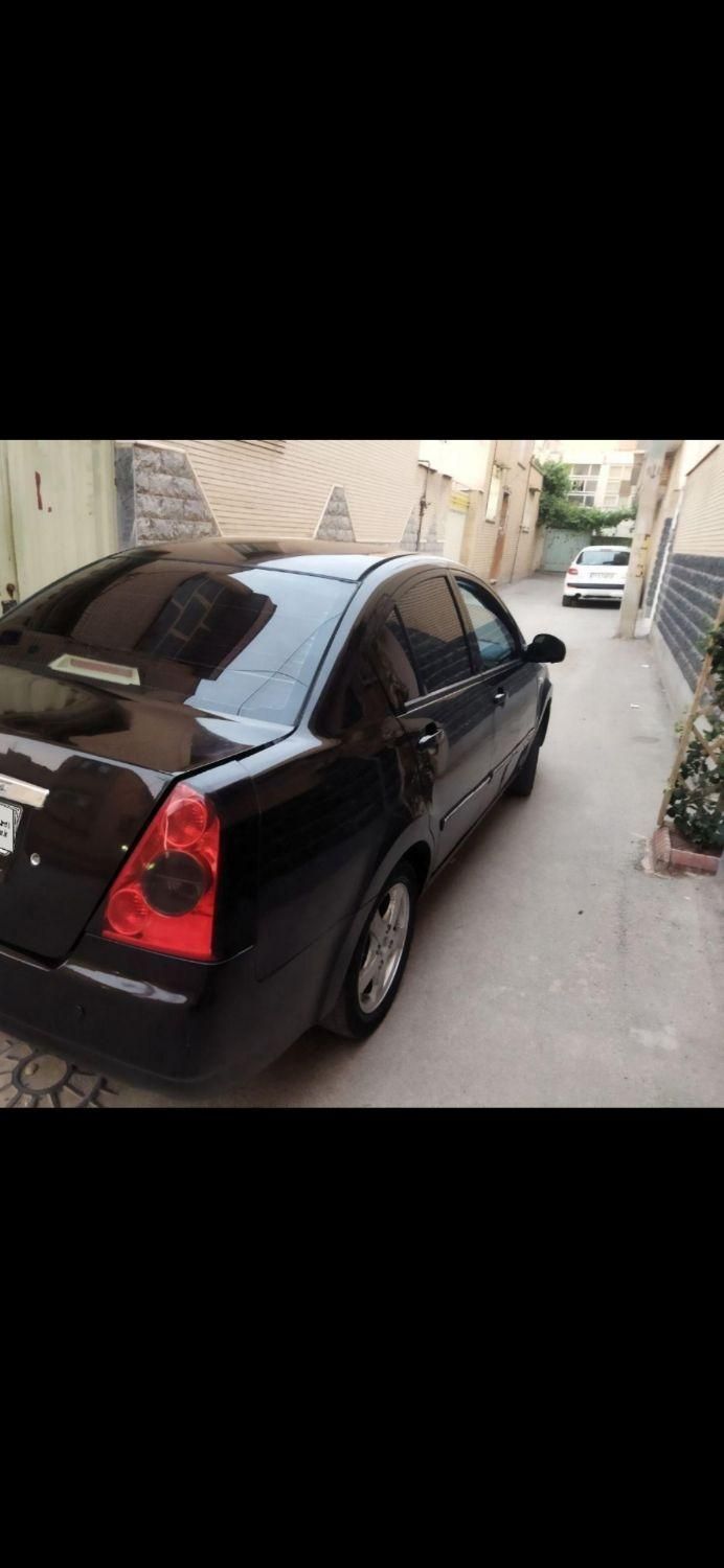 ام وی ام 530 دنده ای - 1389