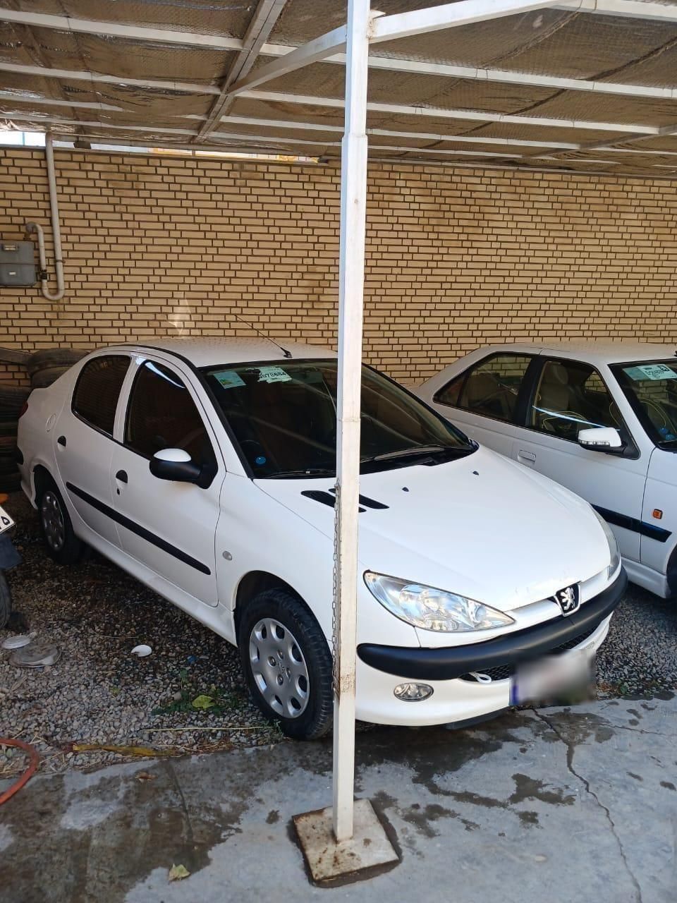 پژو ۲۰۶ صندوق دار v8 - 1399