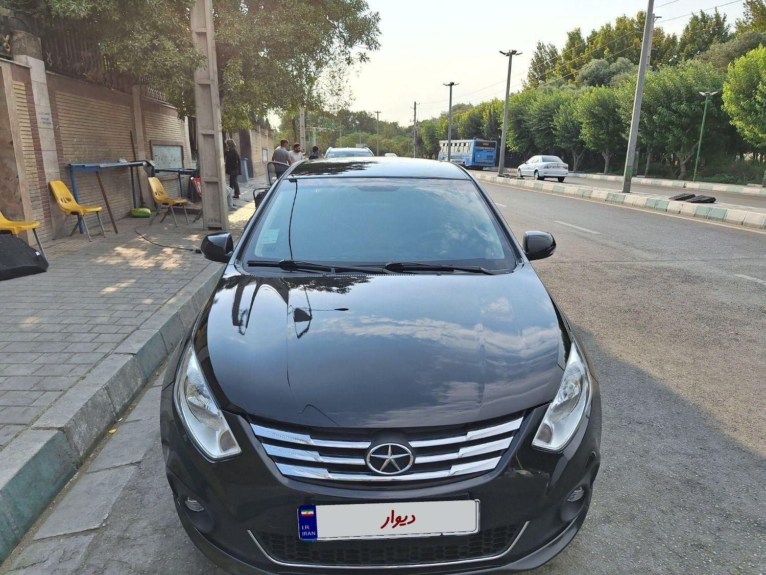جک J4 اتوماتیک ساده - 1403