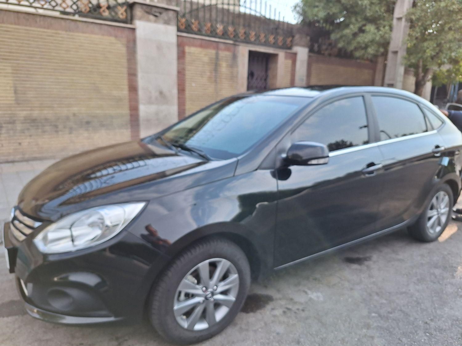 جک J4 اتوماتیک ساده - 1403