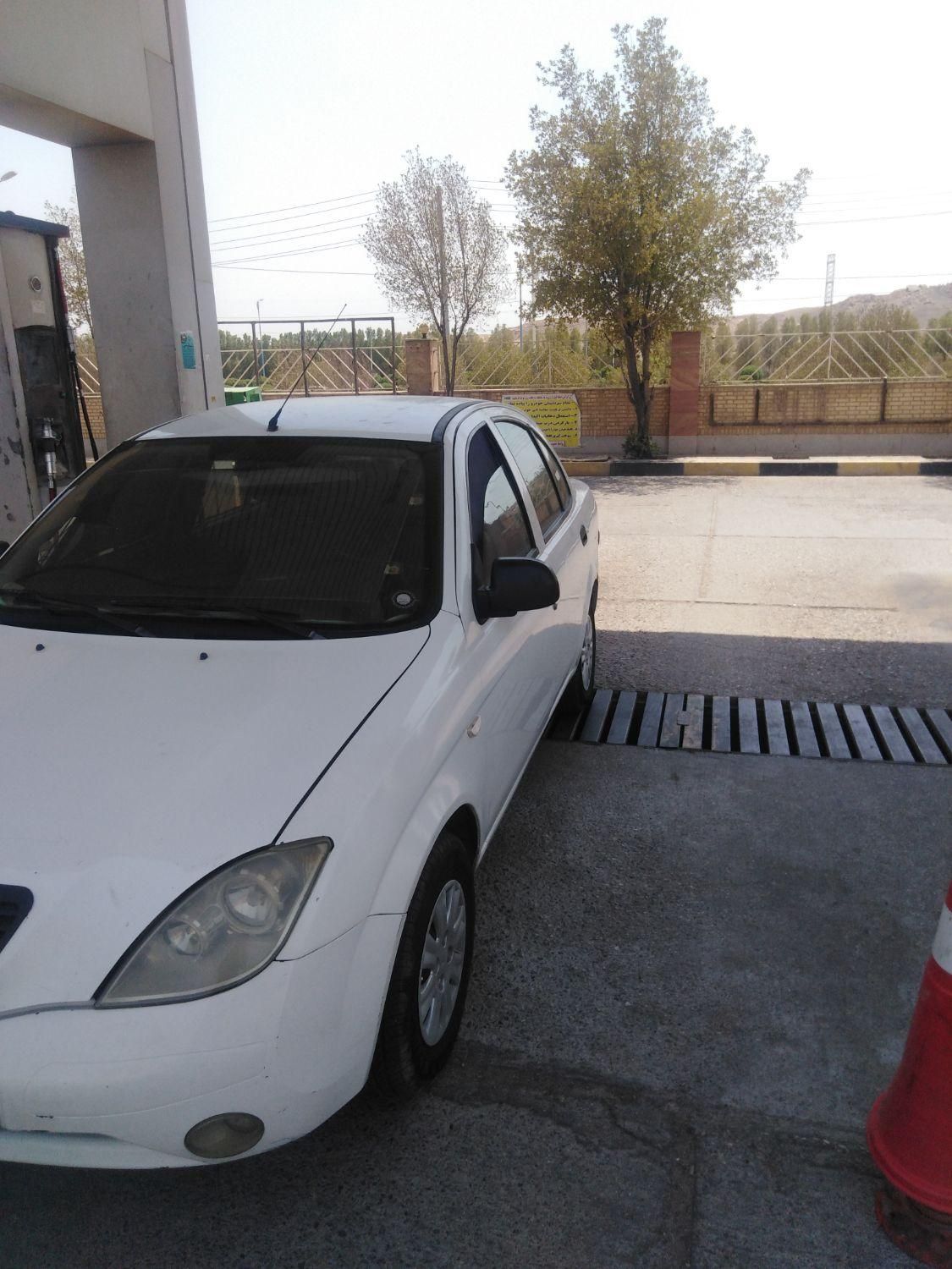 تیبا صندوق دار SX - 1394