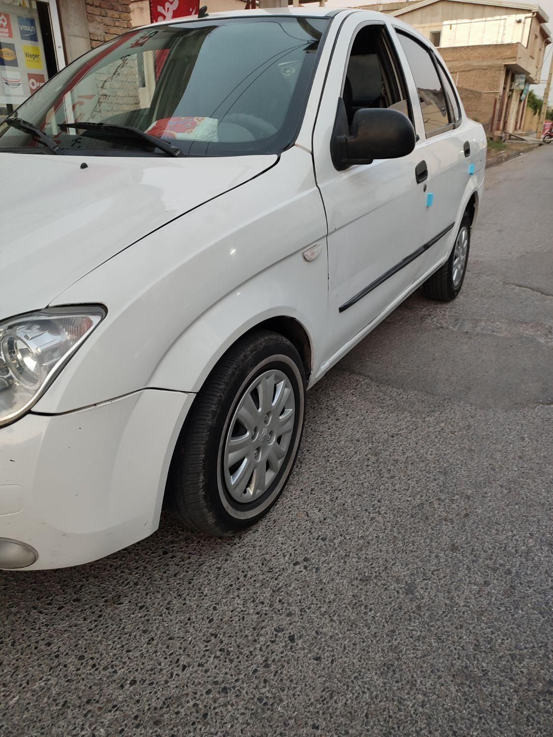 تیبا صندوق دار EX - 1395