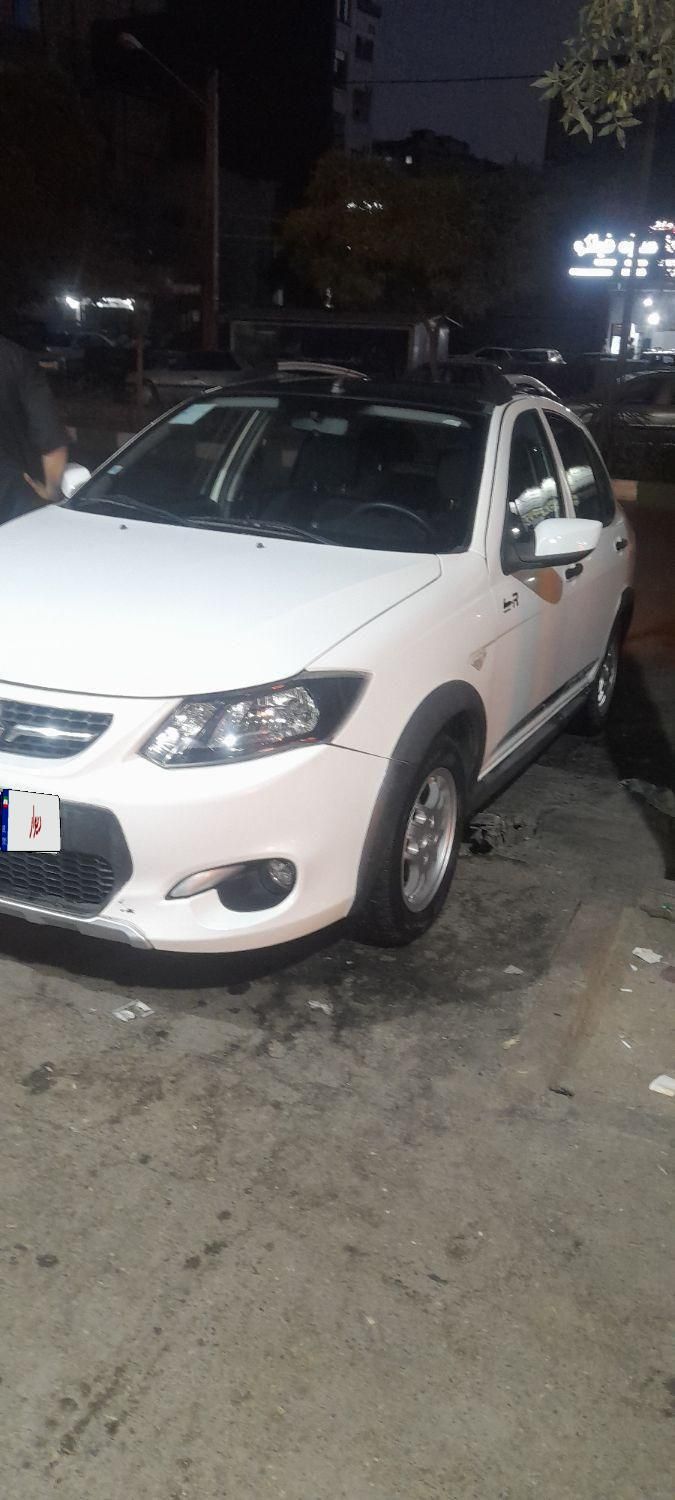 کوییک R دنده‌ای - 1399
