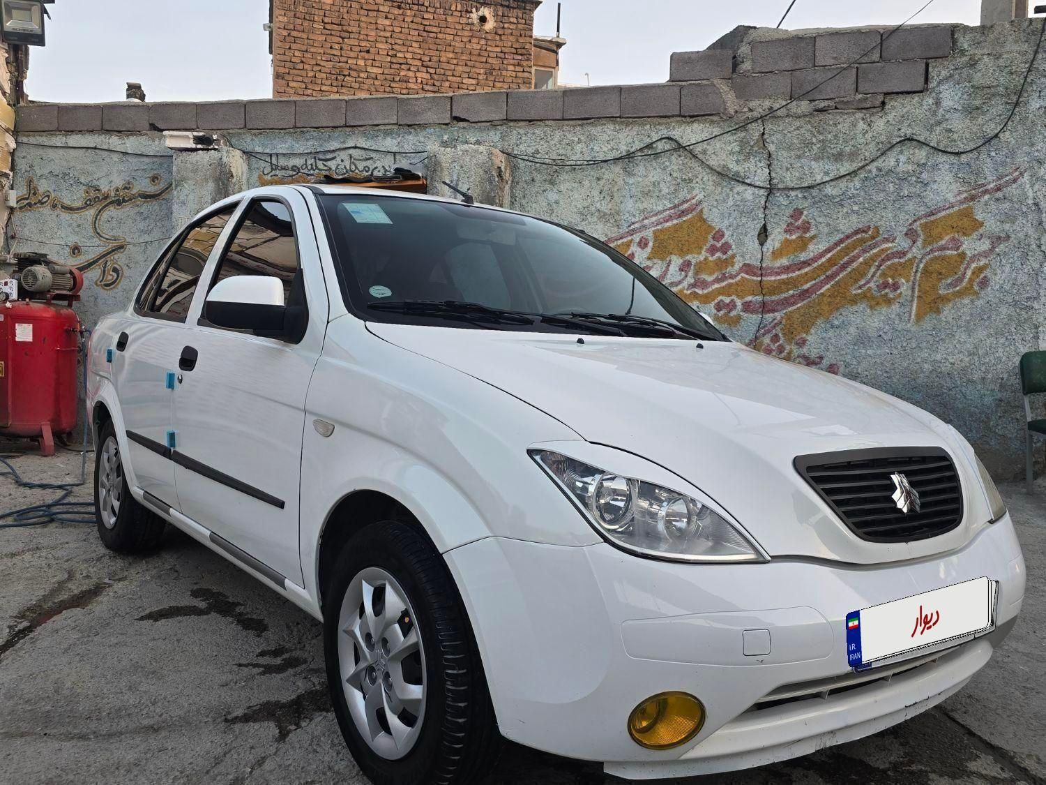 تیبا صندوق دار SX - 1401
