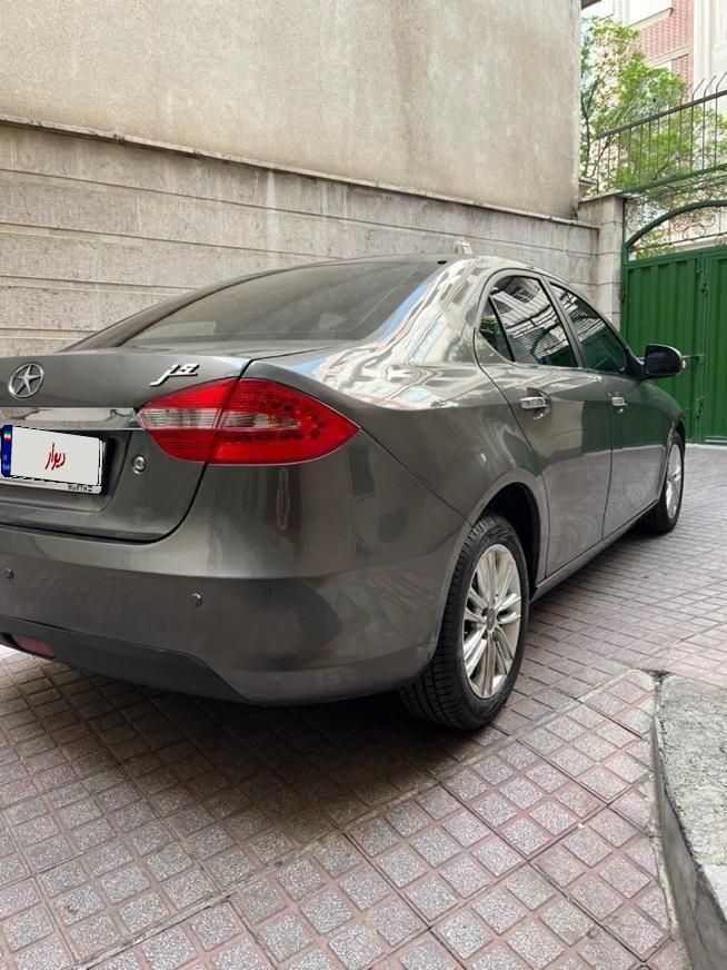 جک J5 اتوماتیک - 1395